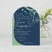 Groene bomen zwaaien op de uitnodiging voor het bl (Staand voorkant)