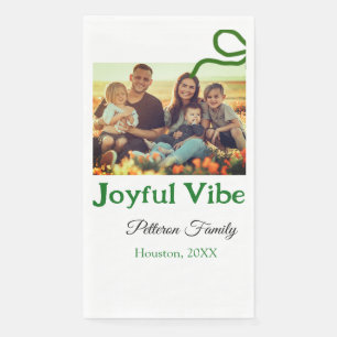 Groene boog vreugdevolle Vibes voeg familiefoto na Servet