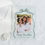 Groene Boog Vrolijke Kerstfoto Acryl Uitnodigingen<br><div class="desc">Vier het vakantieseizoen met deze acrylkerstkaart, met de foto van uw gezin prachtig omlijst door een feestelijke groene boog en lint op een bevroren of transparante acrylachtergrond. De elegante "Merry Christmas" groet is geschreven in een charmant groen handgeschreven script, het toevoegen van een persoonlijke touch aan uw vakantie groeten. Pas...</div>