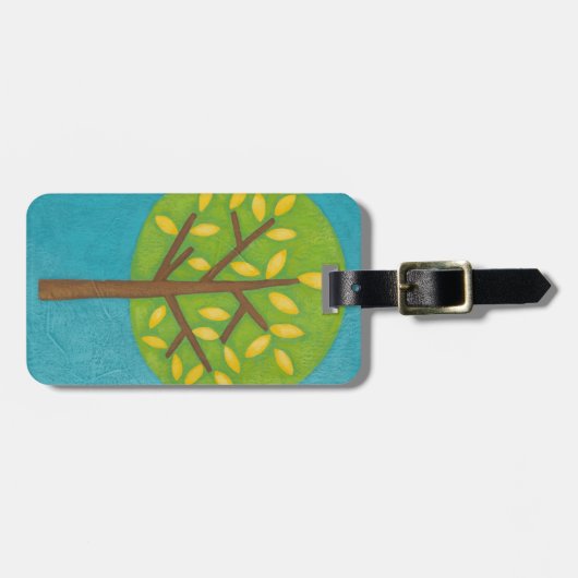 Groene boom met gele bladeren van Chariklia Zarris Bagagelabel (Voorkant horizontaal)