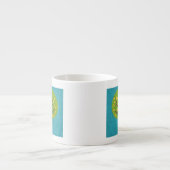 Groene boom met gele bladeren van Chariklia Zarris Espresso Kop (Voorkant)