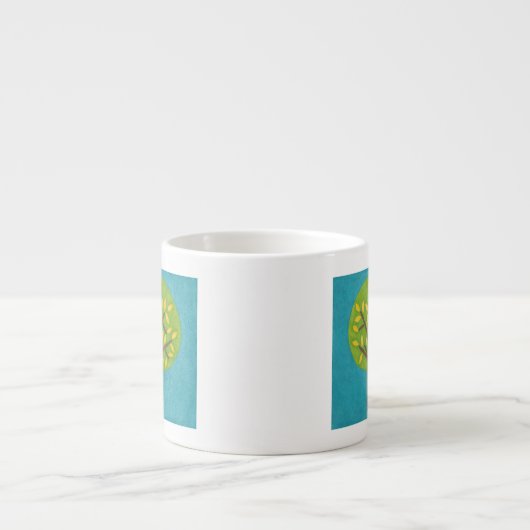 Groene boom met gele bladeren van Chariklia Zarris Espresso Kop (Voorkant)