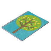 Groene boom met gele bladeren van Chariklia Zarris Notitieboek (Linkerzijde)