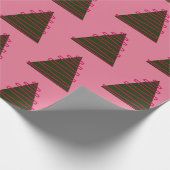 Groene boom met roze kerstinpakpapier. cadeaupapier (Hoek)