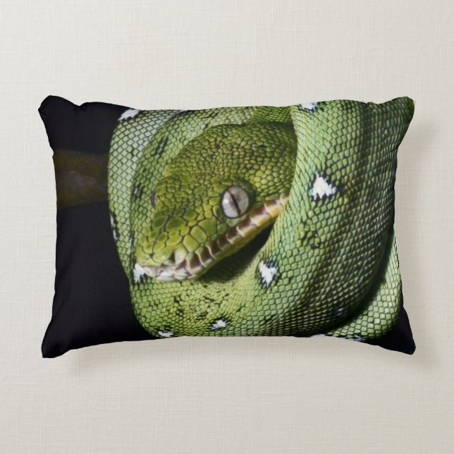 Groene boomslang emerald boa in Bolivia Decoratief Kussen (Voorkant)