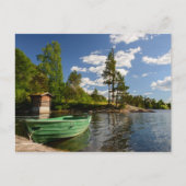 Groene boot in een fjord in het Noorse briefkaart (Voorkant)