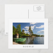 Groene boot in een fjord in het Noorse witte brief Briefkaart (Voorkant / Achterkant)