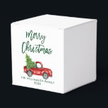 Groene borstel Script Merry Christmas  Truck Bedankdoosjes<br><div class="desc">Modern groen penseelscript Merry Christmas  Red Truck met kerstboom Favor Box</div>