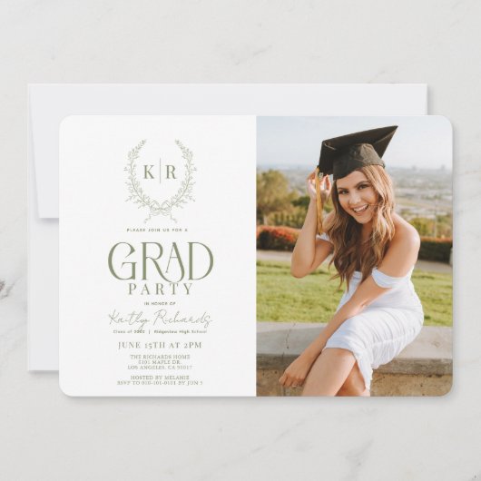 Groene Botanische Crest Monogram Afstuderen Foto Kaart (Voorkant)