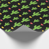 groene cactus op zwarte achtergrond cadeaupapier (Hoek)