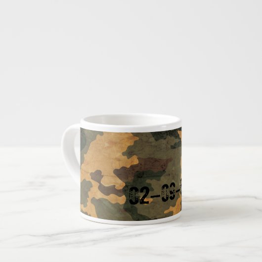 Groene camouflagepatroon vintage 2020 espresso kop (Links)