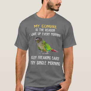 Groene Cheek Conure wakker worden T-shirt