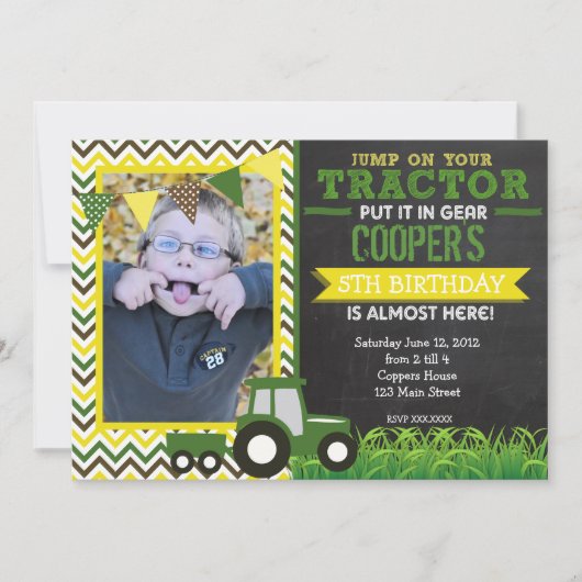 Groene Chevron Tractor Birthday Party Invitation Kaart (Voorkant)