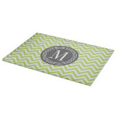 Groene Chevron Zigzag Gepersonaliseerd Monogram Snijplank (Hoek)