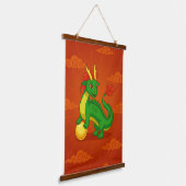 Groene Chinese Draak op Rood Hangend Wandkleed (Gebogen)