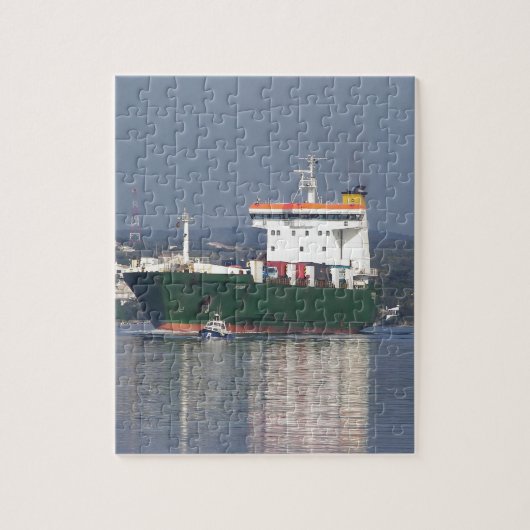 Groene commerciële vehikelferry legpuzzel (Verticaal)