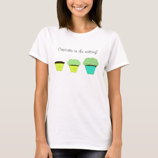 Groene Cupcake in het Making T-shirt (Voorkant)
