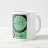 Groene Decennium 80ste Verjaardag Grote Koffiekop (Voorkant rechts)