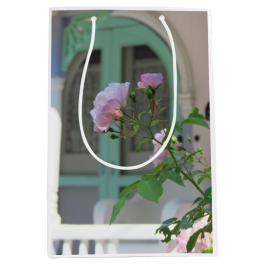 Groene deur en Roos - Martha's wijntuin Medium Cadeauzakje (Voorkant)