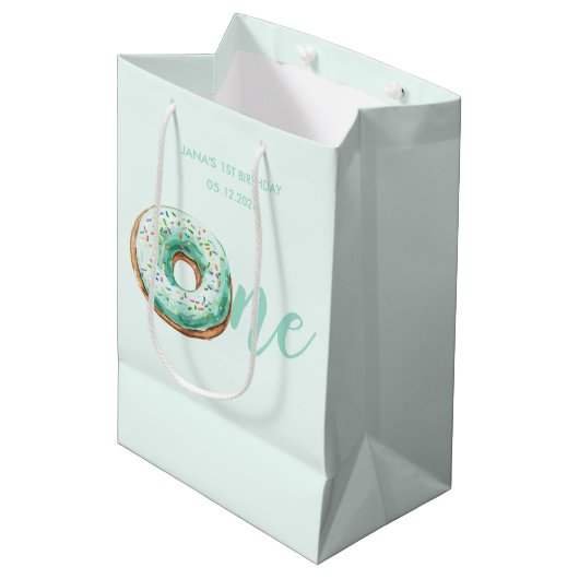 Groene Donut Verjaardag Medium Cadeauzakje (Voorkant Gekanteld)