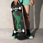 Groene draak persoonlijk skateboard<br><div class="desc">Whimsical green dragon gebaseerd op een  illustratie.</div>