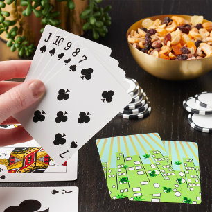 Groene Eco Stad Silhouet met Zwevende Bladeren Pokerkaarten