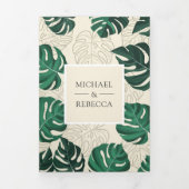 Groene en beige tropische Monstera verlaat bruilof Drieluik Uitnodiging (Cover)