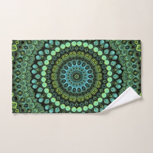 Groene en Blauwgroen Kaleidoscoop Mandala Patroon Bad Handdoek (Handdoek)