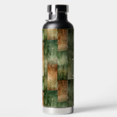 Groene en bruine verf was waterfles (Rechts)