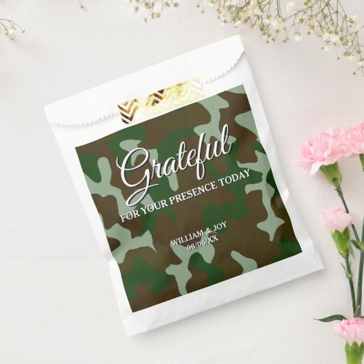 Groene en donkerbruine camouflage dankbaar bedankzakje (Gezegeld)