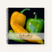 Groene en Gele Peppers Vegetarisch Recept Notitieboek (Voorkant)