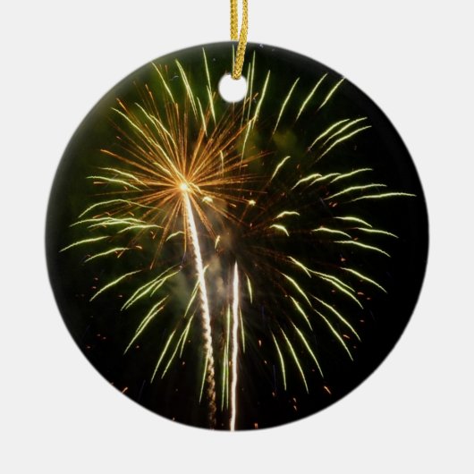 Groene en Gold Fireworks Holiday Celebration Keramisch Ornament (Voorkant)