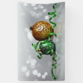 Groene en gouden kerstversieringen spandoek (Verticaal)