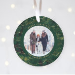 Groene en goudvlakte | Twee familiefoto's Ornament<br><div class="desc">Deze moderne kerstversiering is voorzien van een rijke,  donkere groene achtergrond met elegante faux gouden sprookjes en twee van je favoriete foto's. Voeg je familienaam toe aan gouden kleurtekst.</div>