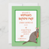 Groene en Oranje Wallaby Een Wortel Verjaardag Ete Kaart (Voorkant)