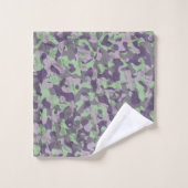 groene en paarse camouflage abstract bad handdoek (Wasdoekje)