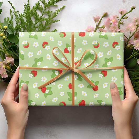 Groene en Rode Aardbeien Bloemen Patroon Cadeaupapier