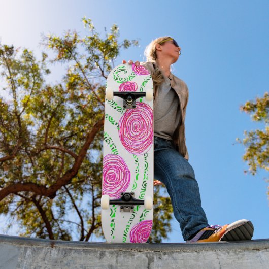 Groene en Roze Bloemenwijnstokken Persoonlijk Skateboard (Buiten 1)