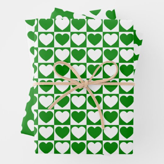 Groene en witte harten inpakpapier vel (In situ)