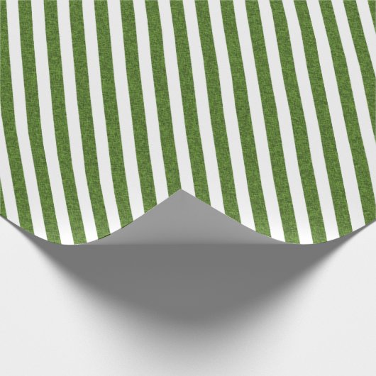 Groene en Witte klassieke kerststrepen Cadeaupapier (Hoek)