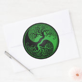 Groene en zwarte boom van Life Yin Yang Ronde Sticker (Envelop)
