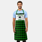Groene en zwarte Cook Buffalo Plaid Pattern Schort (Gedragen)