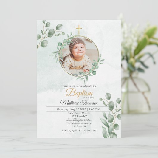Groene eucalyptus doop uitnodiging (Staand voorkant)