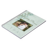 Groene Eucalyptus Foliage Foto Weddenschap Planner Notitieboek (Linkerzijde)