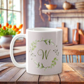 Groene Eucalyptus & Leaf Krans Script Monogram Koffiemok