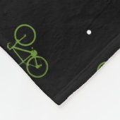 Groene fietsen op zwart fleece deken (Hoek)