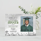 Groene foto afstudeer diner uitnodiging (Staand voorkant)