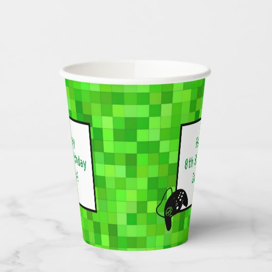 Groene gamerpixels | Aangepaste geboortedag Papieren Bekers (Links)