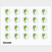 Groene gekko klimmen op een witte muur ronde sticker (Vel)