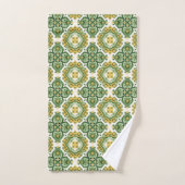 Groene geometrische mediterraanse tegel monogram bad handdoek (Handdoek)